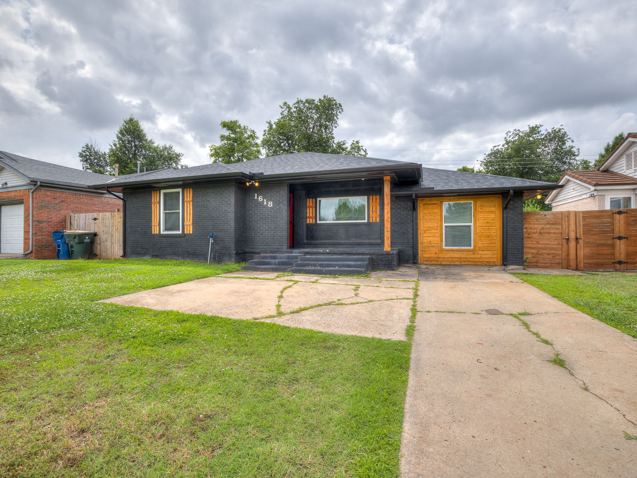 1618 Carlisle Ct